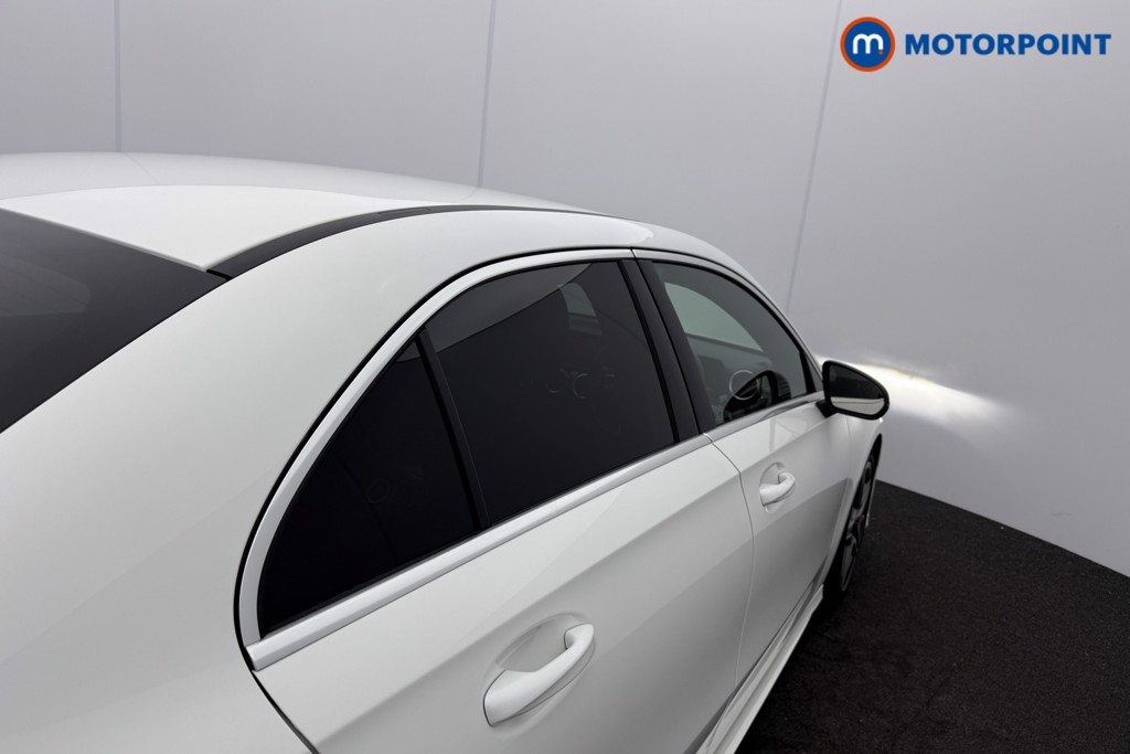 Mercedes-Benz A Class Amg Line Automatic Diesel Saloon - Stock Number (1622898) - 17th supplementary image