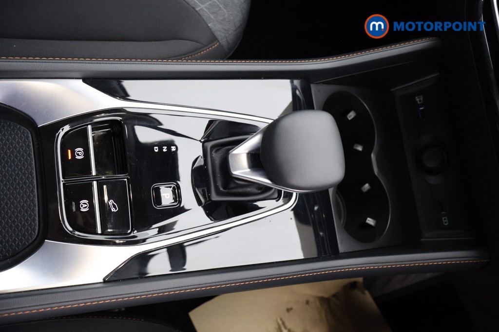 Mg Motor Uk HS SE Automatic Petrol-Electric Hybrid SUV - Stock Number (1622930) - 8th supplementary image