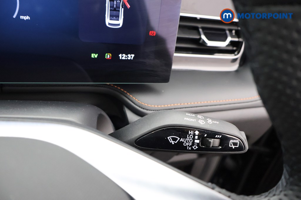 Mg Motor Uk HS SE Automatic Petrol-Electric Hybrid SUV - Stock Number (1622934) - 6th supplementary image