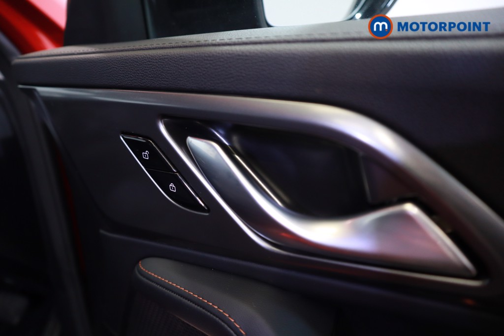 Mg Motor Uk HS SE Automatic Petrol-Electric Hybrid SUV - Stock Number (1622977) - 3rd supplementary image