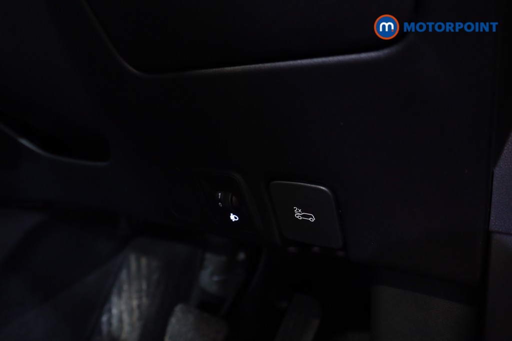Mg Motor Uk HS SE Automatic Petrol-Electric Hybrid SUV - Stock Number (1622977) - 5th supplementary image