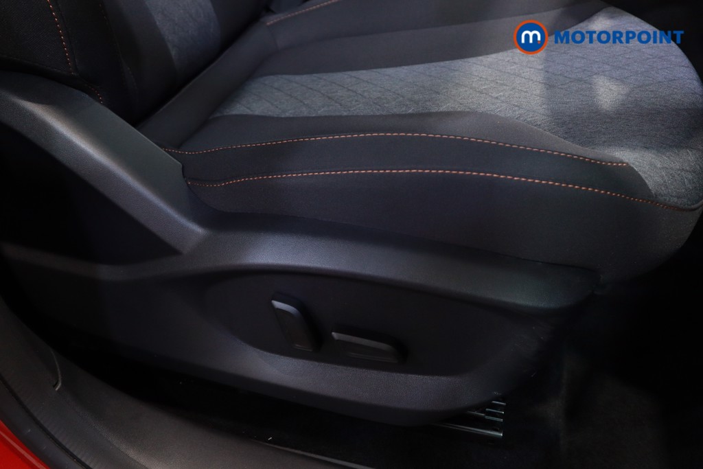 Mg Motor Uk HS SE Automatic Petrol-Electric Hybrid SUV - Stock Number (1622977) - 7th supplementary image