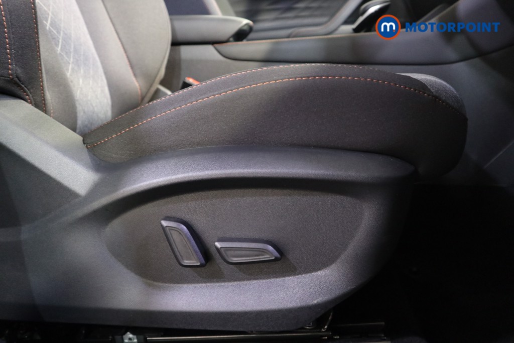 Mg Motor Uk HS SE Automatic Petrol-Electric Hybrid SUV - Stock Number (1622989) - 14th supplementary image