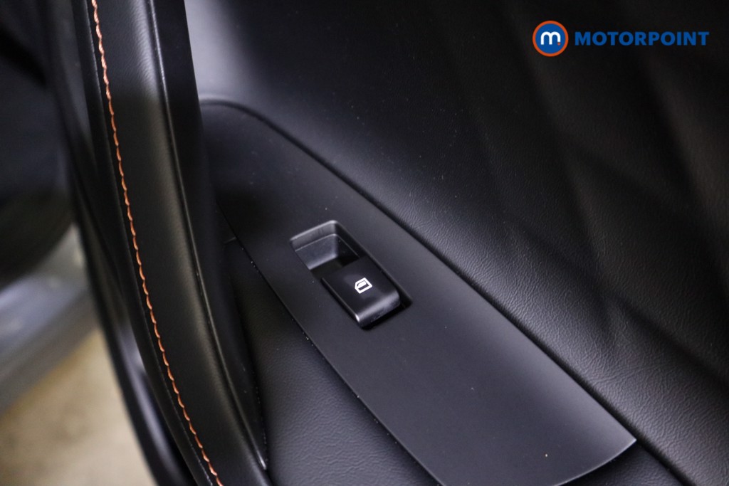 Mg Motor Uk HS SE Automatic Petrol-Electric Hybrid SUV - Stock Number (1622989) - 19th supplementary image