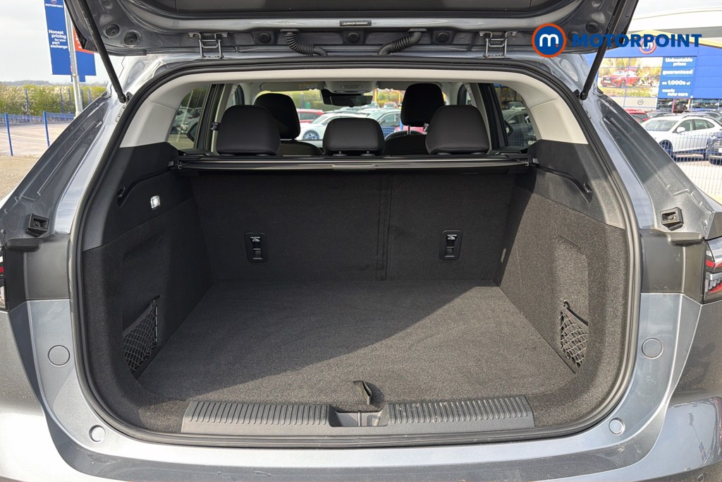 Mg Motor Uk HS SE Automatic Petrol-Electric Hybrid SUV - Stock Number (1622994) - 33rd supplementary image