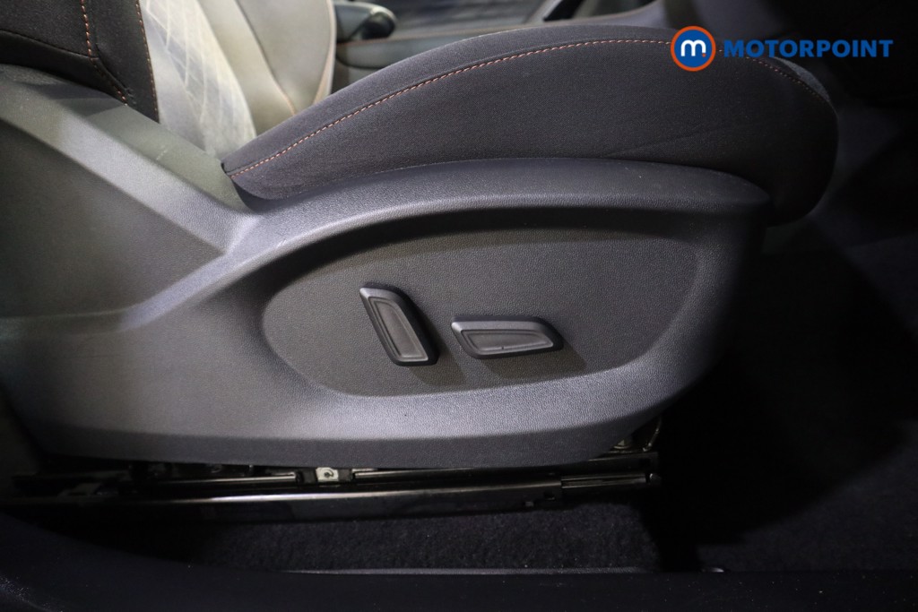 Mg Motor Uk HS SE Automatic Petrol-Electric Hybrid SUV - Stock Number (1623012) - 15th supplementary image