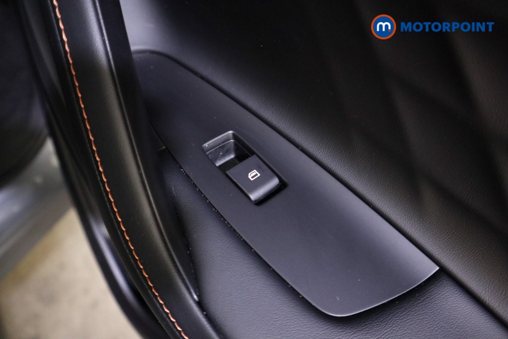 Mg Motor Uk HS SE Automatic Petrol-Electric Hybrid SUV - Stock Number (1623012) - 20th supplementary image