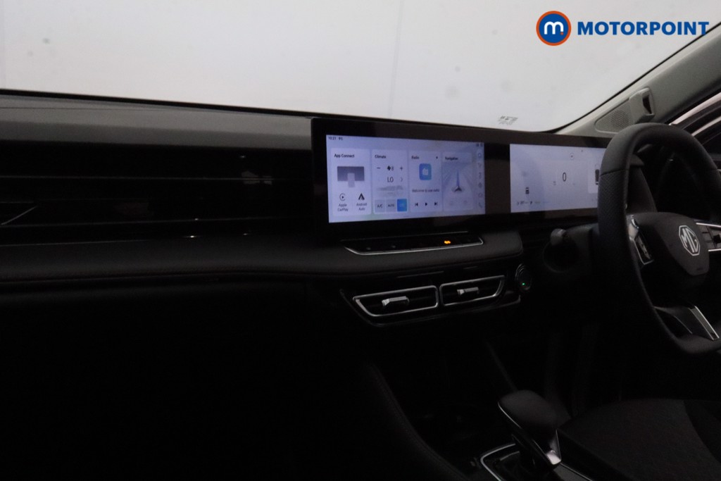 Mg Motor Uk HS SE Automatic Petrol-Electric Hybrid SUV - Stock Number (1623076) - 10th supplementary image
