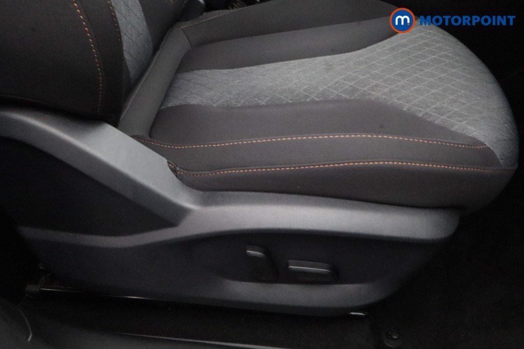 Mg Motor Uk HS SE Automatic Petrol-Electric Hybrid SUV - Stock Number (1623076) - 19th supplementary image