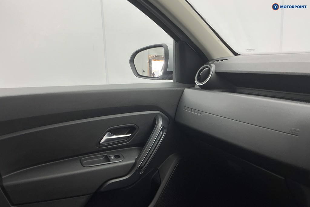 Dacia Duster Comfort Manual Petrol SUV - Stock Number (1623228) - 21st supplementary image