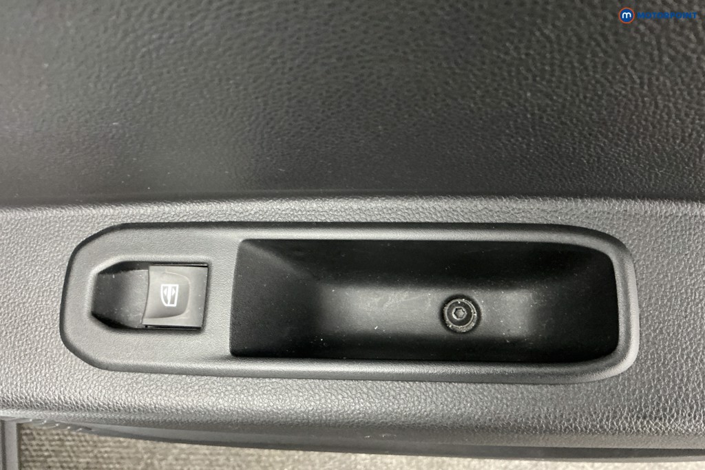 Dacia Duster Comfort Manual Petrol SUV - Stock Number (1623228) - 29th supplementary image