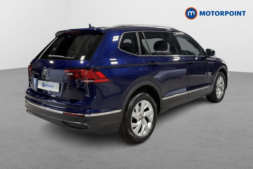 Volkswagen Tiguan Allspace Life Manual Petrol SUV - Stock Number (1623457) - Drivers side rear corner