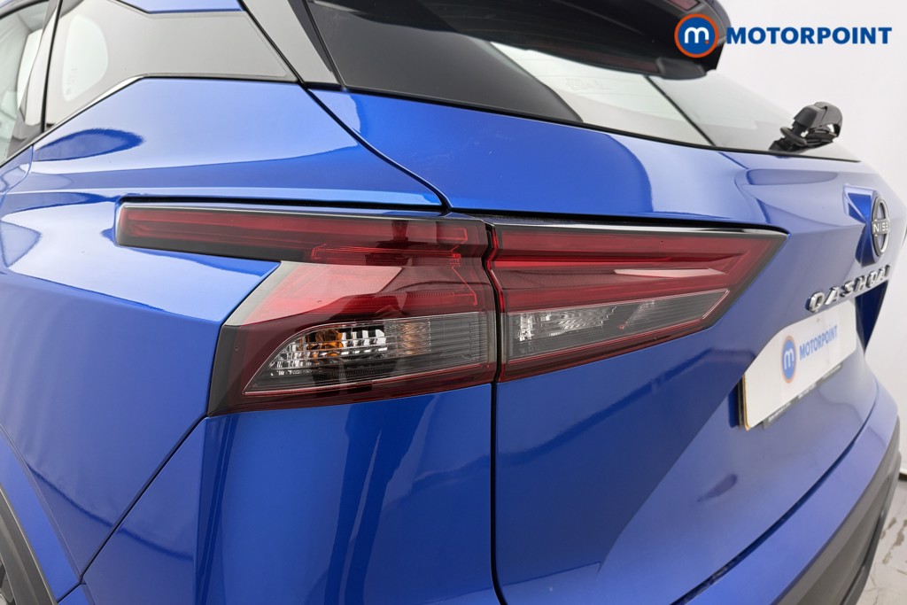 Nissan Qashqai Acenta Premium Manual Petrol SUV - Stock Number (1623475) - 23rd supplementary image