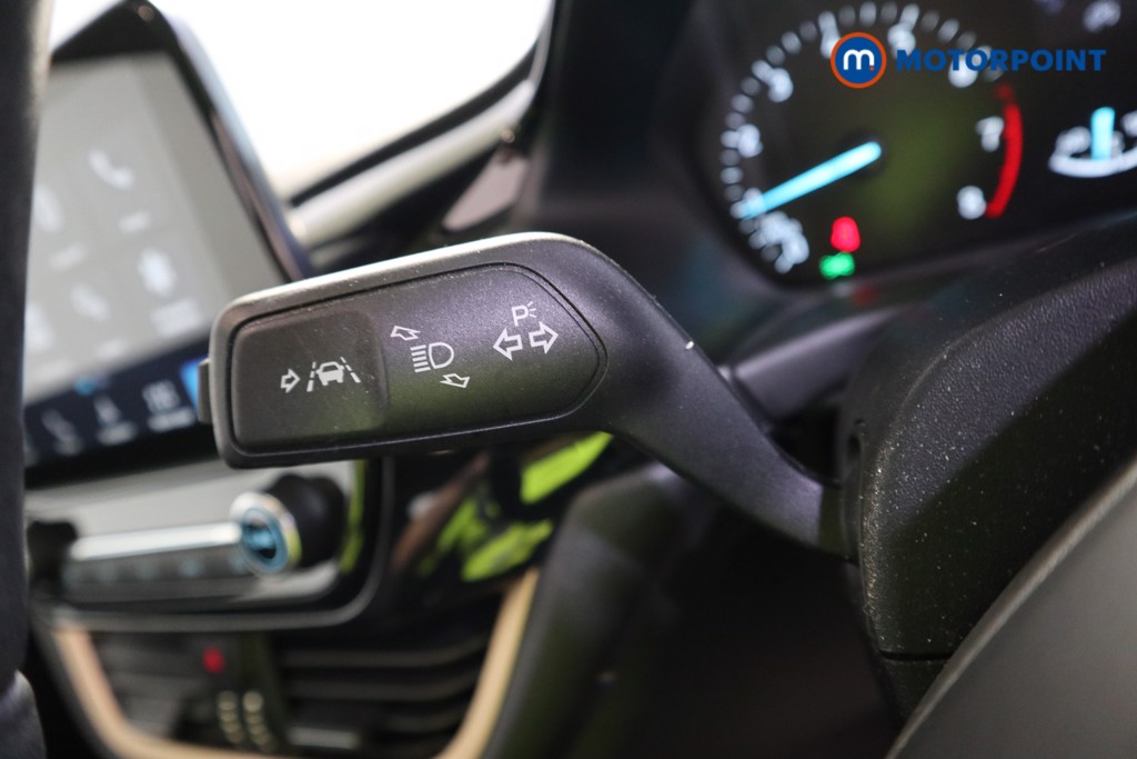 Ford Fiesta Zetec B-Pluso Play Automatic Petrol Hatchback - Stock Number (1623478) - 13th supplementary image