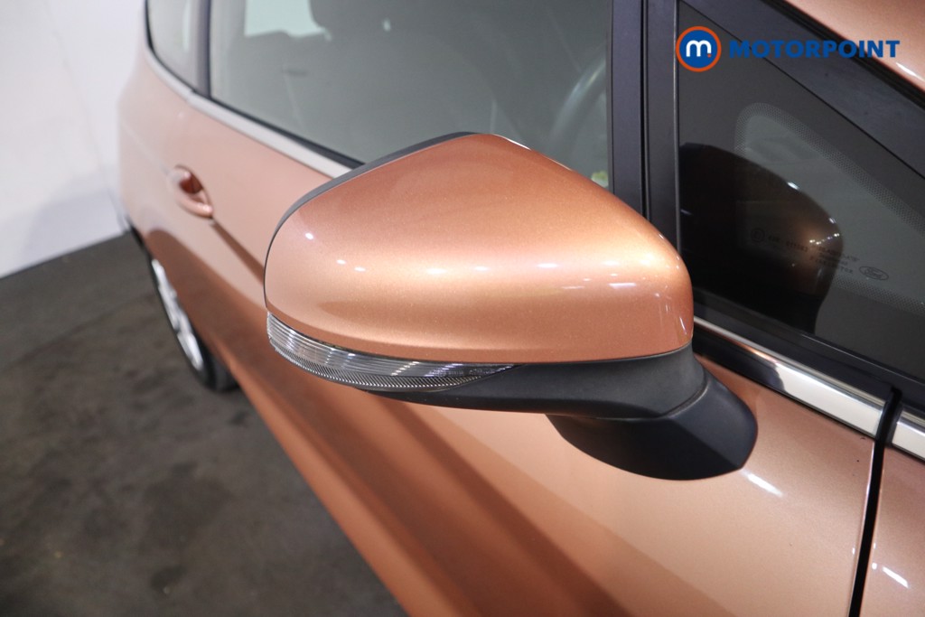 Ford Fiesta Zetec B-Pluso Play Automatic Petrol Hatchback - Stock Number (1623478) - 33rd supplementary image