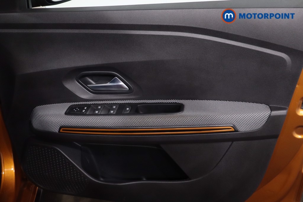 Dacia Sandero Stepway Prestige Manual Petrol Hatchback - Stock Number (1623653) - 25th supplementary image