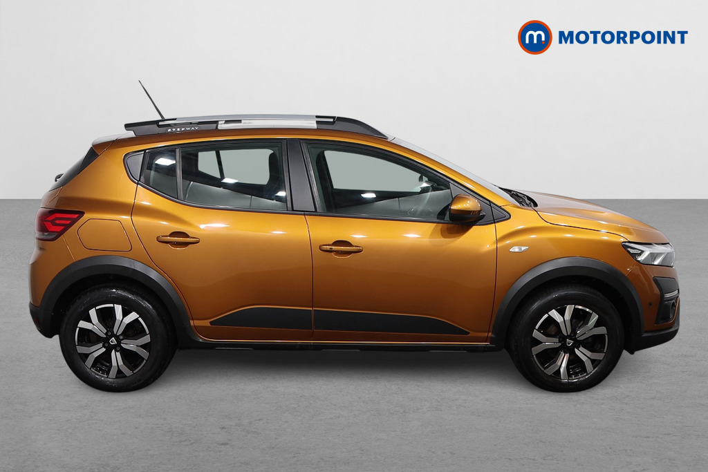Dacia Sandero Stepway Prestige Manual Petrol Hatchback - Stock Number (1623653) - Drivers side