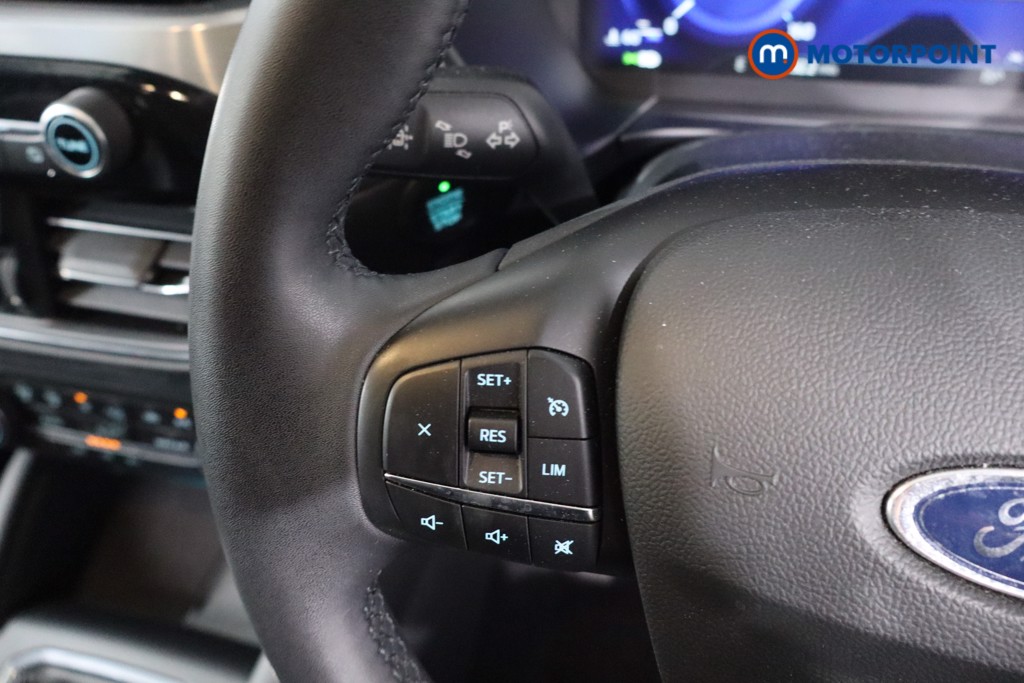 Ford Kuga Titanium Edition Manual Petrol SUV - Stock Number (1623668) - 7th supplementary image