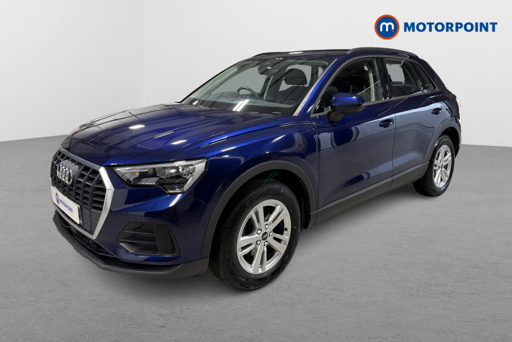 Audi Q3 Technik Manual Petrol SUV - Stock Number (1623743) - Passenger side front corner