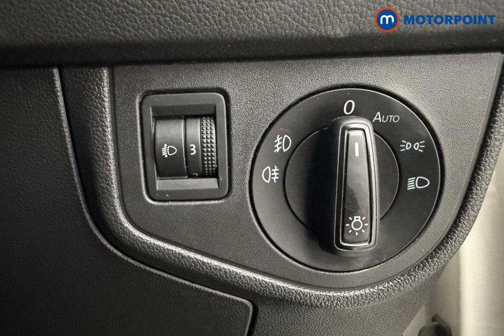 Volkswagen Taigo R-Line Automatic Petrol SUV - Stock Number (1623746) - 17th supplementary image