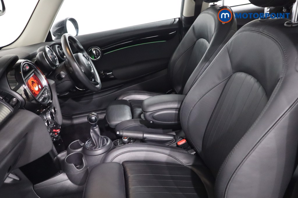 Mini Hatchback Cooper Exclusive Manual Petrol Hatchback - Stock Number (1623821) - 4th supplementary image