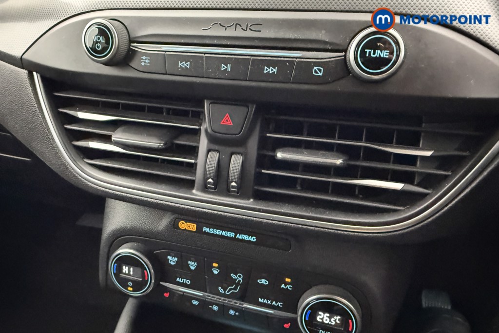 Ford Focus Titanium X Manual Petrol Hatchback - Stock Number (1623822) - 3rd supplementary image