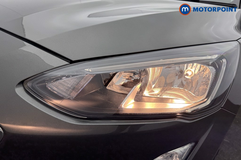 Ford Focus Titanium X Manual Petrol Hatchback - Stock Number (1623822) - 14th supplementary image