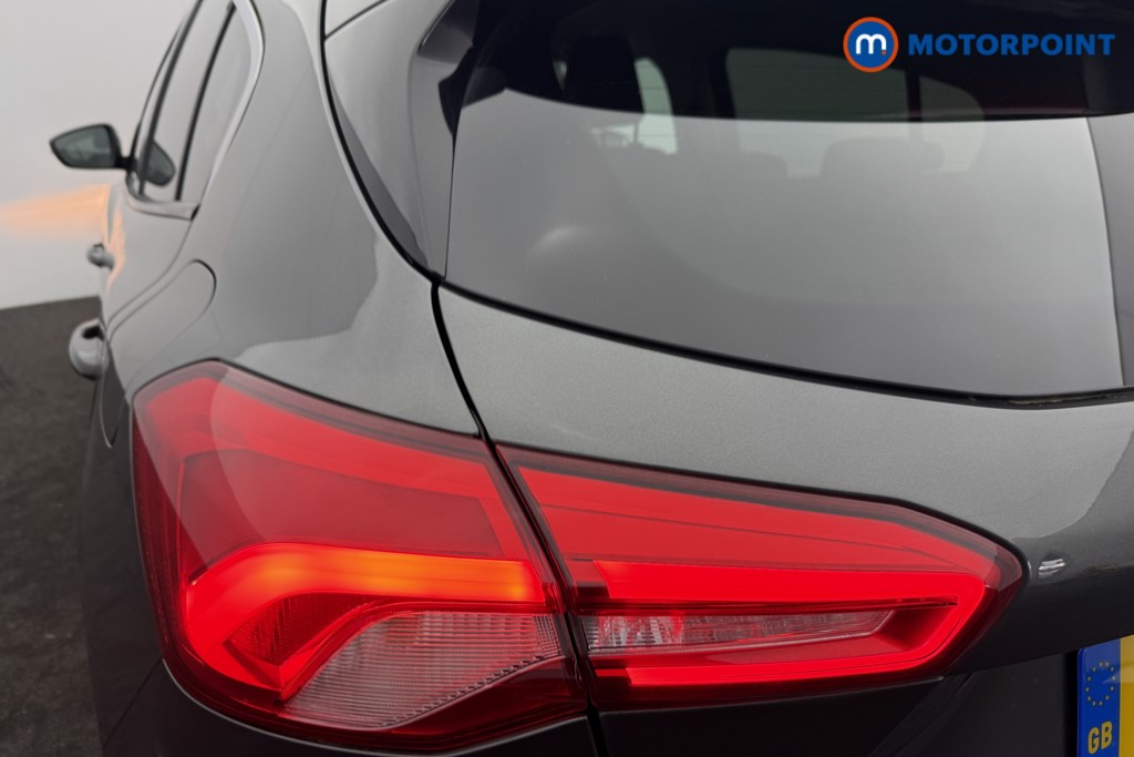Ford Focus Titanium X Manual Petrol Hatchback - Stock Number (1623822) - 15th supplementary image