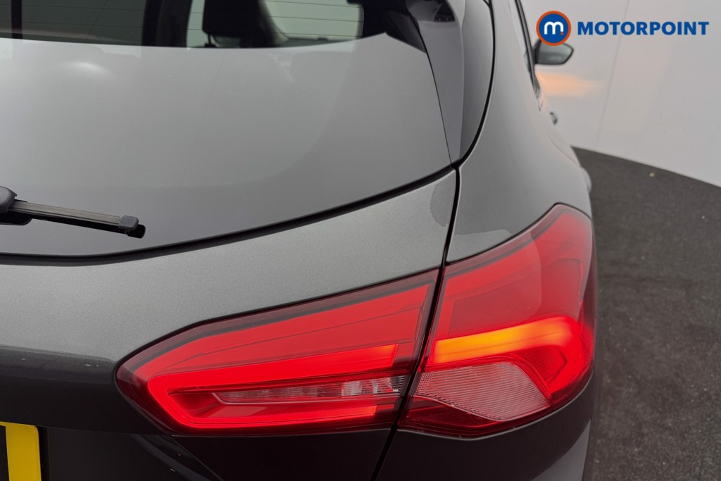 Ford Focus Titanium X Manual Petrol Hatchback - Stock Number (1623822) - 16th supplementary image