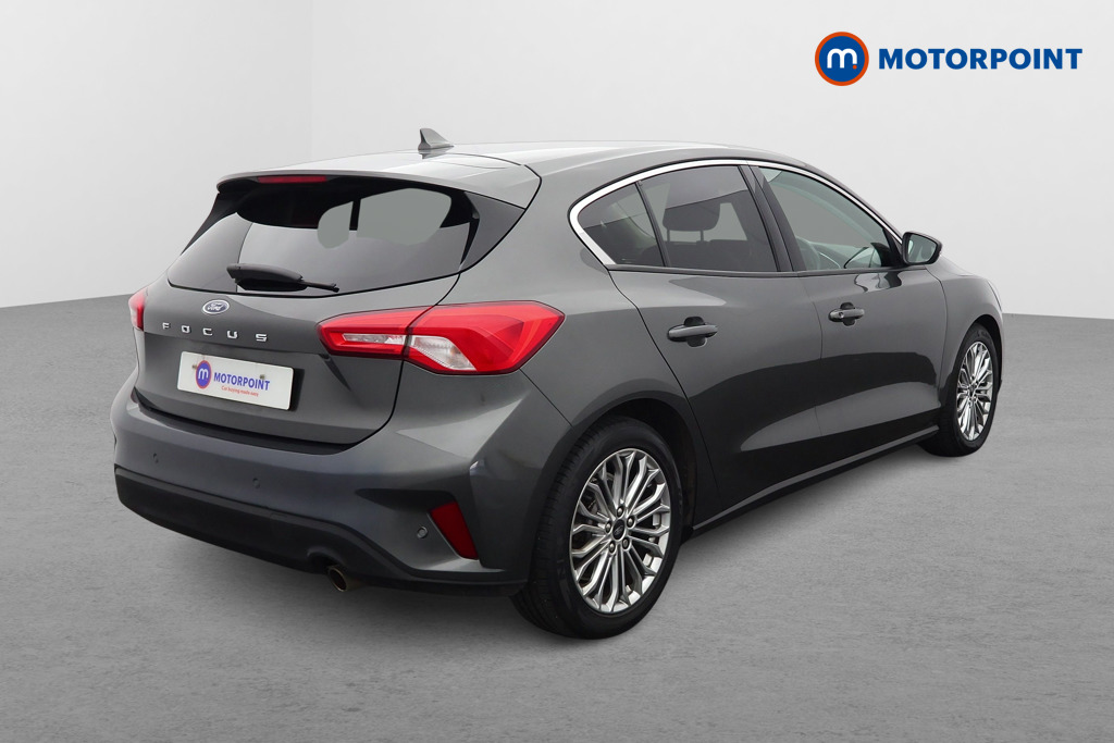 Ford Focus Titanium X Manual Petrol Hatchback - Stock Number (1623822) - Drivers side rear corner