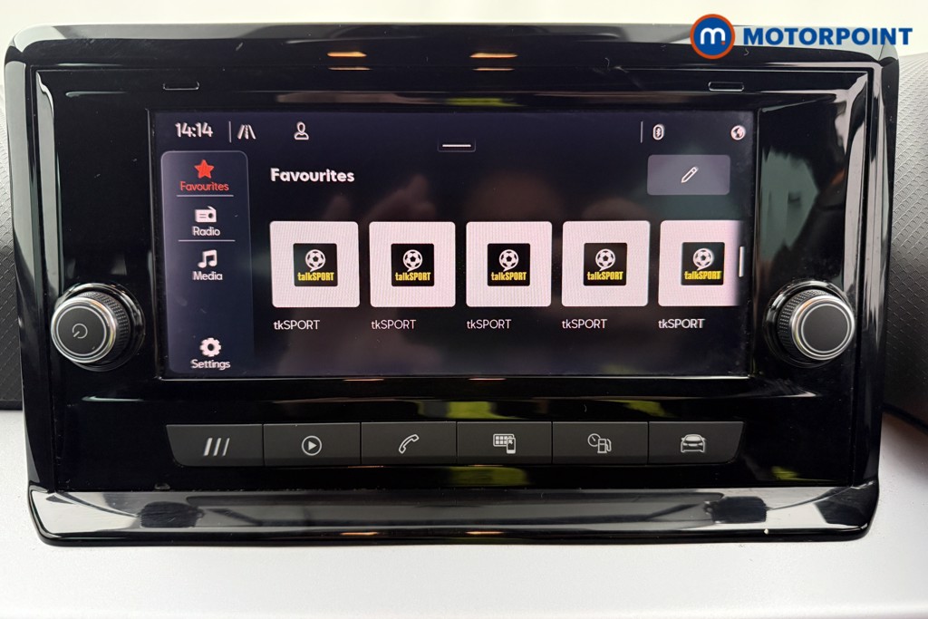 Seat Arona Fr Edition Manual Petrol SUV - Stock Number (1623839) - 7th supplementary image