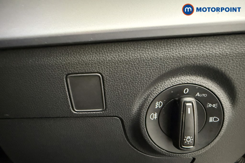 Seat Arona Fr Edition Manual Petrol SUV - Stock Number (1623839) - 13th supplementary image