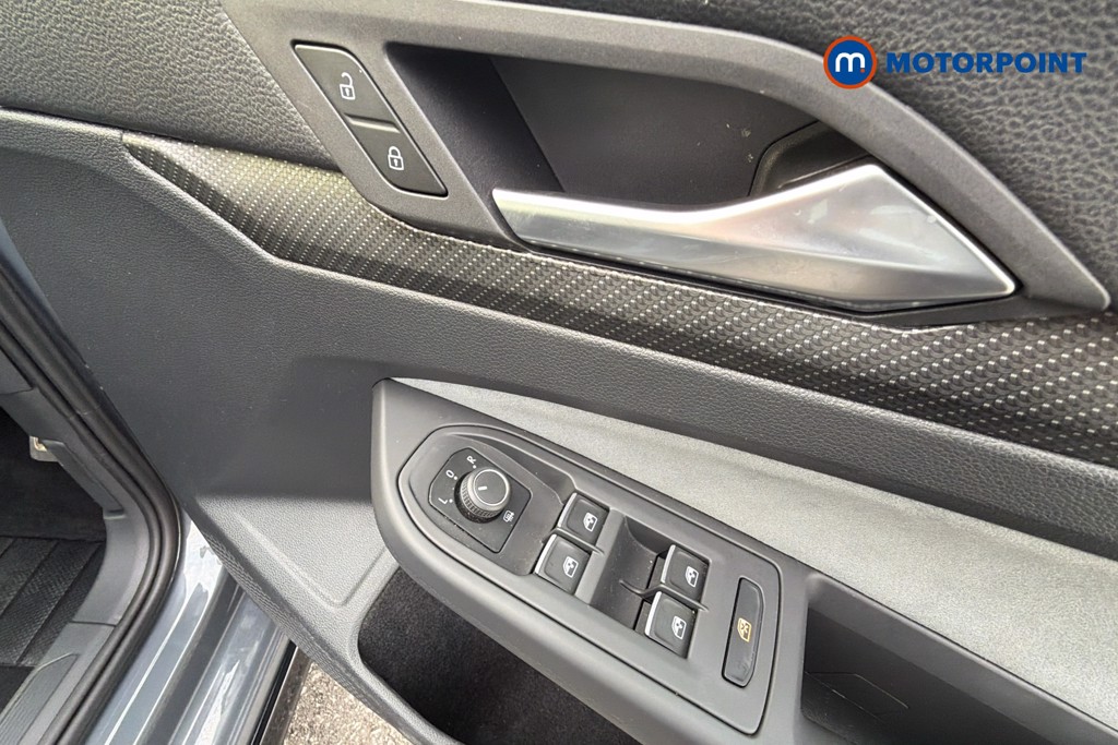 Volkswagen Golf R-Line Manual Petrol Hatchback - Stock Number (1623953) - 20th supplementary image