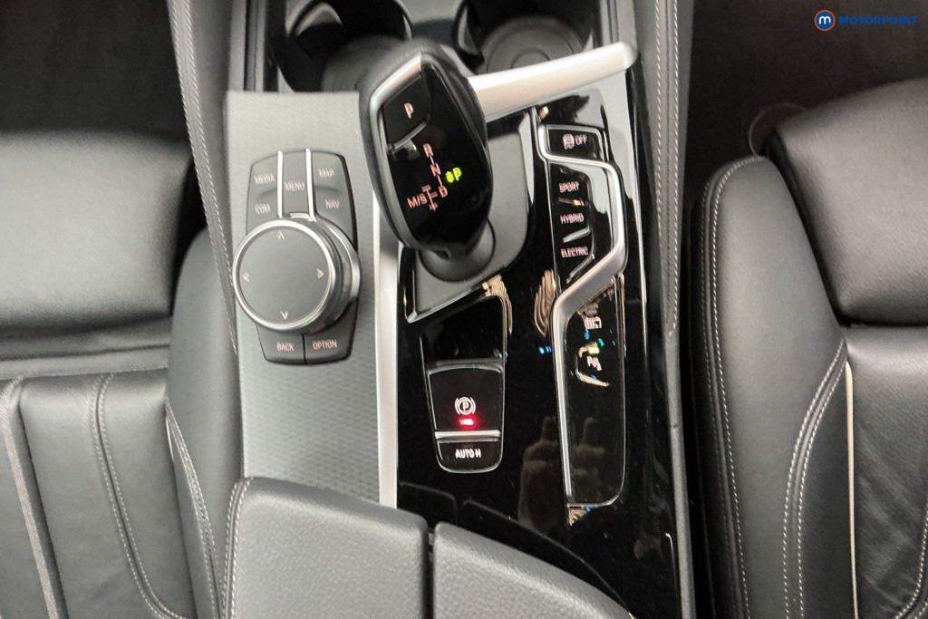BMW 5 Series M Sport Automatic Petrol Plug-In Hybrid Saloon - Stock Number (1623957) - 17th supplementary image