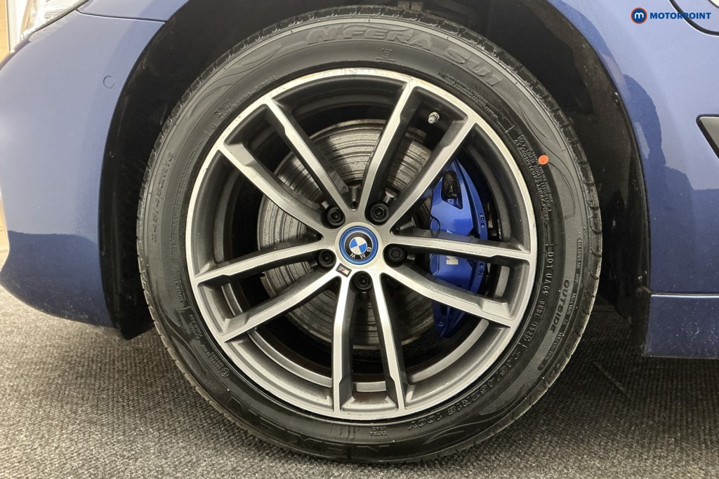 BMW 5 Series M Sport Automatic Petrol Plug-In Hybrid Saloon - Stock Number (1623957) - 37th supplementary image