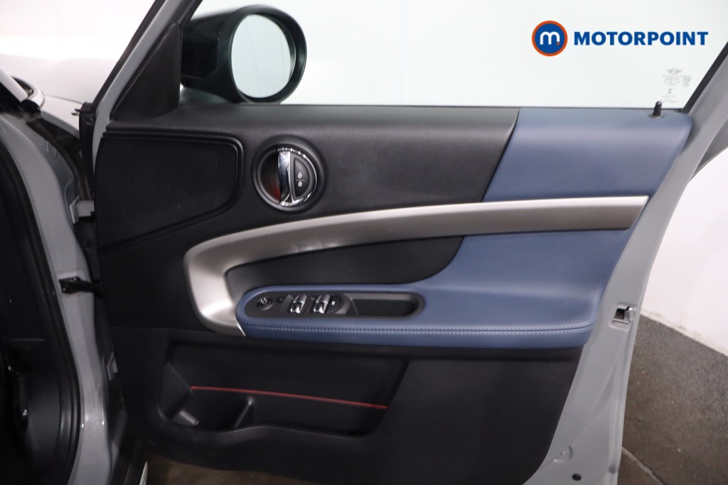 Mini Countryman Cooper S Exclusive Manual Petrol SUV - Stock Number (1623959) - 25th supplementary image