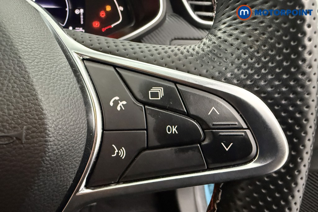 Renault Clio Rs Line Automatic Petrol-Electric Hybrid Hatchback - Stock Number (1624080) - 4th supplementary image