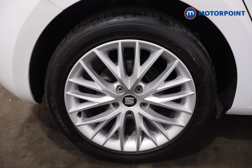 Seat Leon Se Dynamic Manual Petrol Hatchback - Stock Number (1624521) - 9th supplementary image