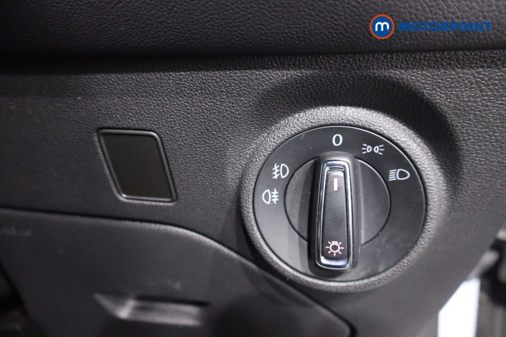 Seat Leon Se Dynamic Manual Petrol Hatchback - Stock Number (1624521) - 17th supplementary image