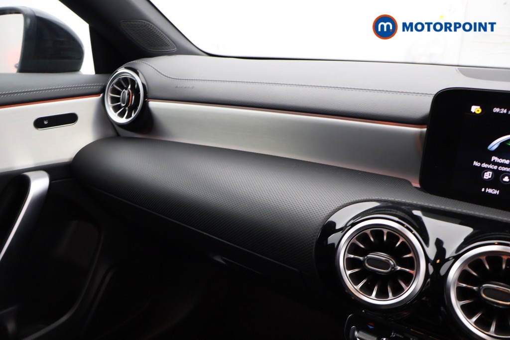 Mercedes-Benz CLA Amg Line Automatic Petrol Estate - Stock Number (1624566) - 14th supplementary image