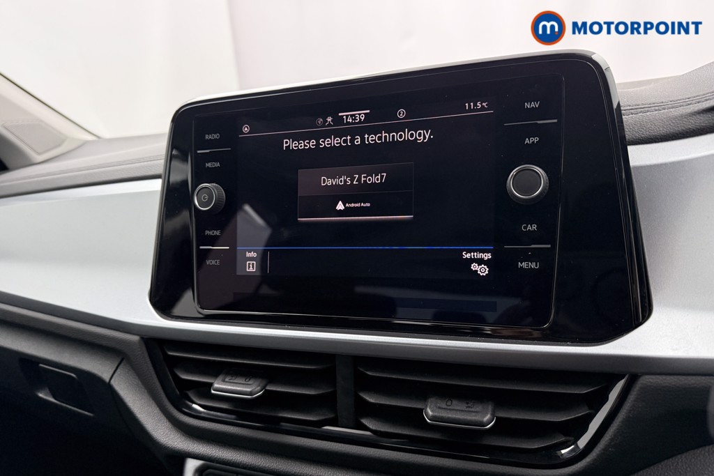 Volkswagen T-Roc Life Automatic Petrol SUV - Stock Number (1625288) - 9th supplementary image