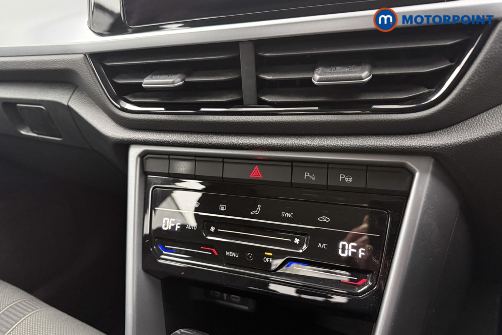 Volkswagen T-Roc Life Automatic Petrol SUV - Stock Number (1625288) - 13th supplementary image