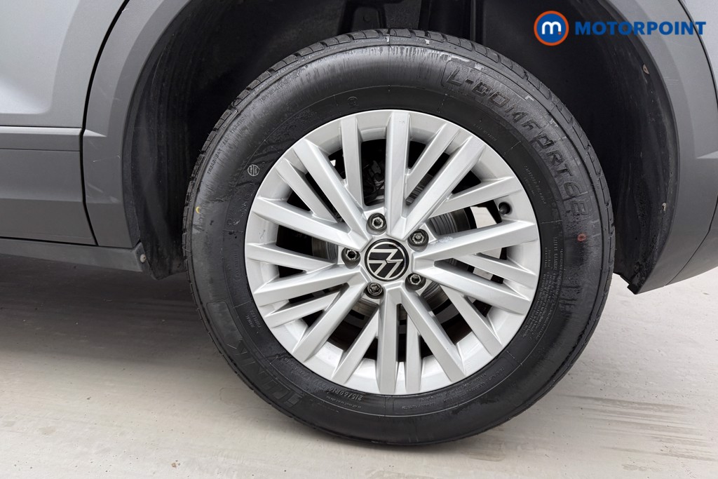 Volkswagen T-Roc Life Automatic Petrol SUV - Stock Number (1625288) - 29th supplementary image