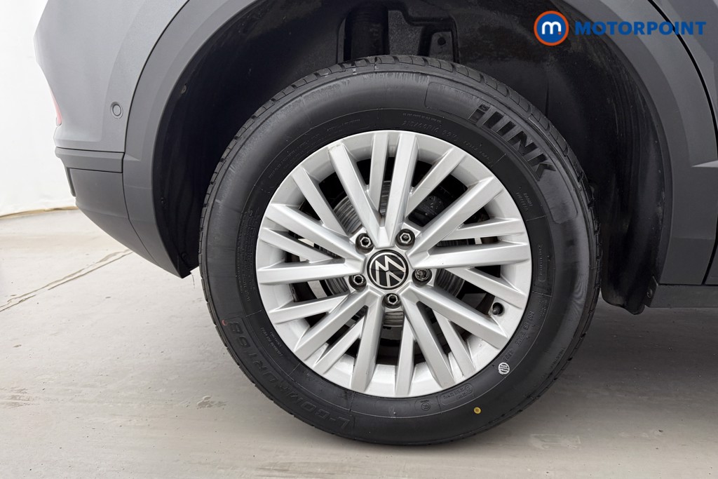 Volkswagen T-Roc Life Automatic Petrol SUV - Stock Number (1625288) - 30th supplementary image