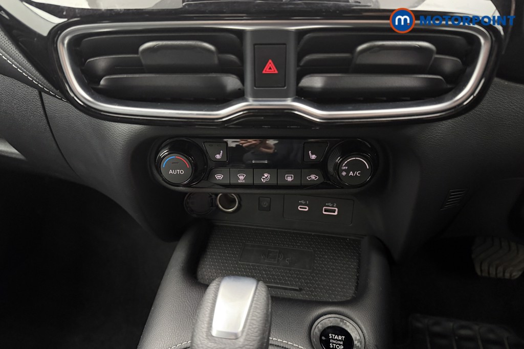 Nissan Juke Tekna Automatic Petrol SUV - Stock Number (1625438) - 11th supplementary image