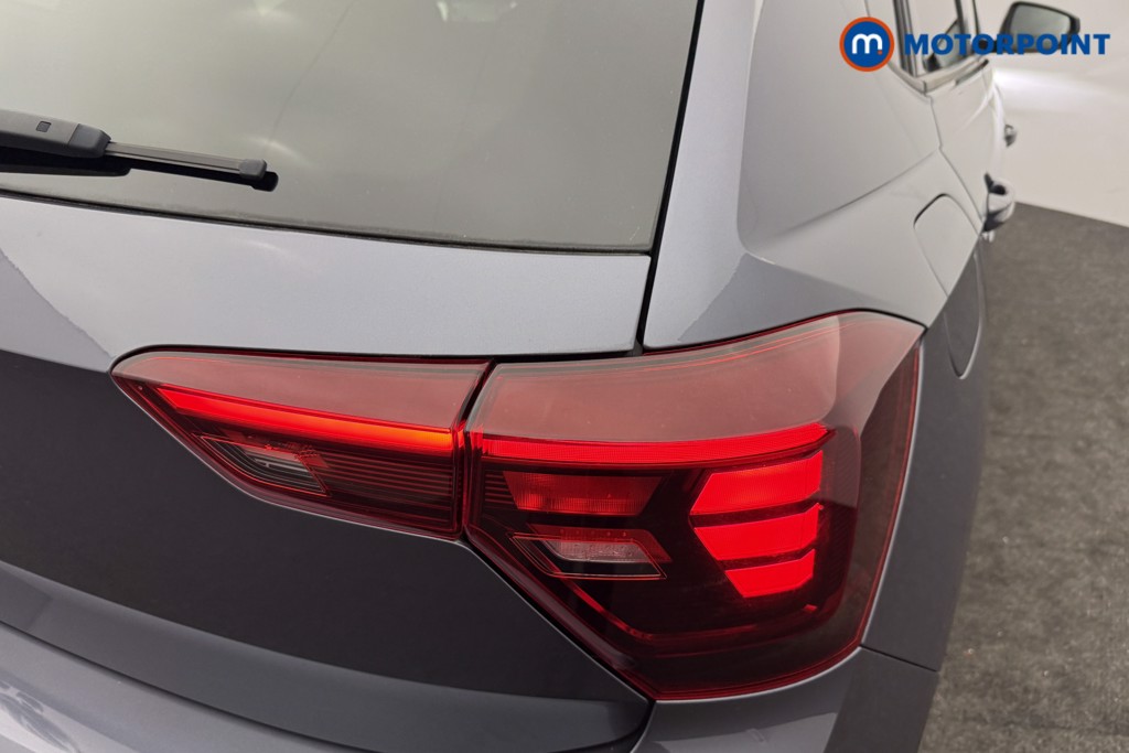 Volkswagen Polo R-Line Automatic Petrol Hatchback - Stock Number (1625777) - 16th supplementary image