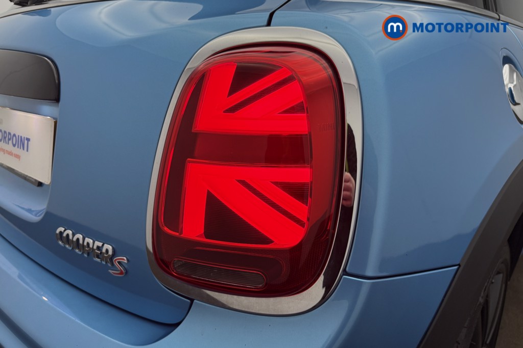 Mini Hatchback Cooper S Automatic Petrol Hatchback - Stock Number (1625984) - 16th supplementary image