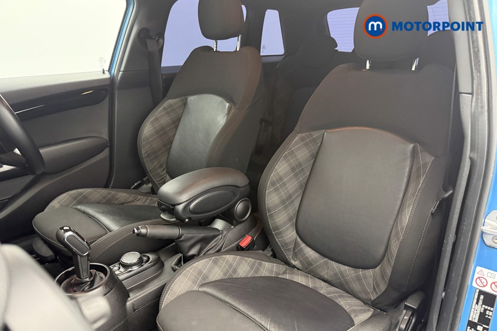 Mini Hatchback Cooper S Automatic Petrol Hatchback - Stock Number (1625984) - 1st supplementary image