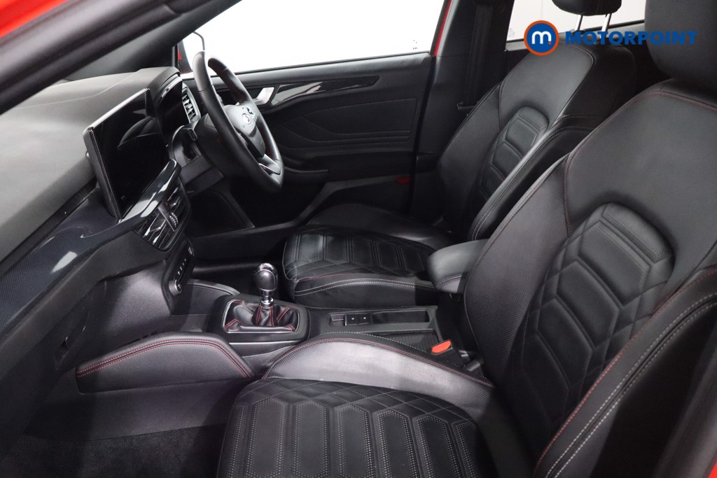 Ford Focus St-Line X Manual Petrol Hatchback - Stock Number (1626008) - 4th supplementary image