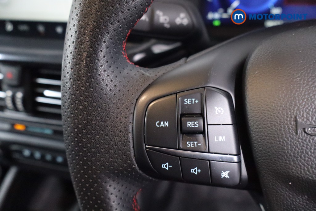 Ford Focus St-Line X Manual Petrol Hatchback - Stock Number (1626008) - 7th supplementary image